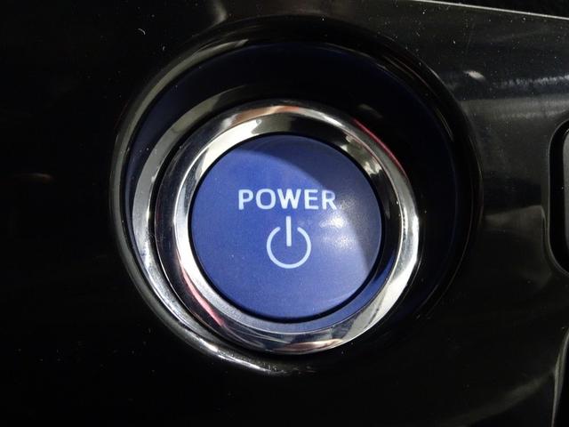 プリウス Ｓセーフティプラス　フルセグ　メモリーナビ　ＤＶＤ再生　バックカメラ　衝突被害軽減システム　ＥＴＣ　ドラレコ　ＬＥＤヘッドランプ　ワンオーナー（10枚目）