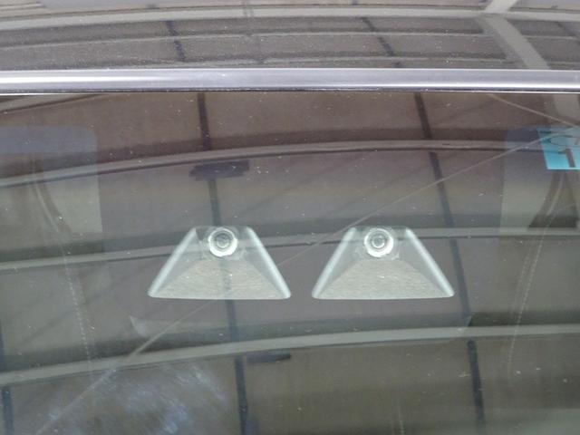 スマートアシストは、ステレオカメラを検知システムとして、衝突回避・被害軽減をサポートします。