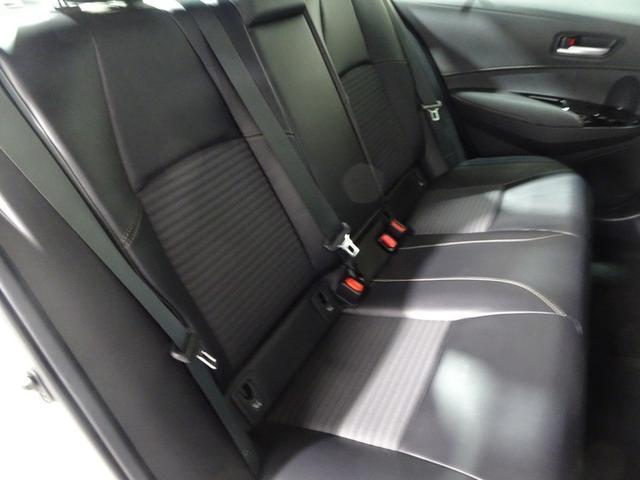 カローラ ハイブリッド　ダブルバイビー　ＤＶＤ再生　ミュージックプレイヤー接続可　バックカメラ　衝突被害軽減システム　ＥＴＣ　ドラレコ　ＬＥＤヘッドランプ　ワンオーナー（15枚目）