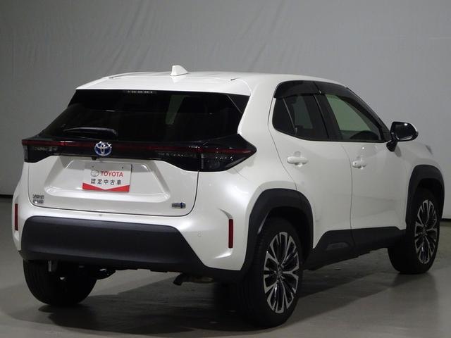 ヤリスクロス ハイブリッドＺ　フルセグ　メモリーナビ　ミュージックプレイヤー接続可　バックカメラ　衝突被害軽減システム　ＥＴＣ　ドラレコ　ＬＥＤヘッドランプ　ワンオーナー（3枚目）