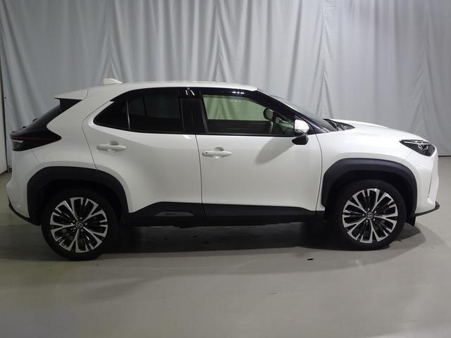 ヤリスクロス ハイブリッドＺ　フルセグ　メモリーナビ　ミュージックプレイヤー接続可　バックカメラ　衝突被害軽減システム　ＥＴＣ　ドラレコ　ＬＥＤヘッドランプ　ワンオーナー（19枚目）