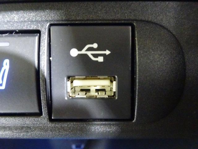 ヤリスクロス ハイブリッドＺ　フルセグ　メモリーナビ　ミュージックプレイヤー接続可　バックカメラ　衝突被害軽減システム　ＥＴＣ　ドラレコ　ＬＥＤヘッドランプ　ワンオーナー（32枚目）