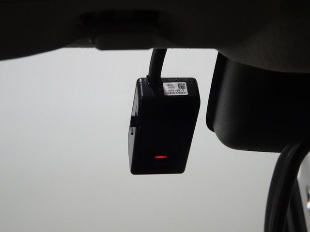 パッソ Ｘ　ＬパッケージＳ　トヨタ認定中古車　一年間保証付　ワンセグ　メモリーナビ　ミュージックプレイヤー接続可　バックカメラ　衝突被害軽減システム　ドラレコ　プッシュスタート　スマートキー　ＬＥＤヘッドランプ　ベンチシート（8枚目）