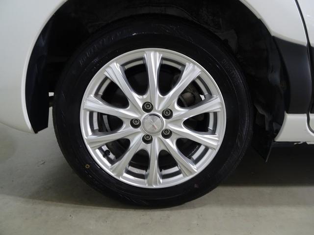 シエンタ ハイブリッドＧ　トヨタ認定中古車　一年間保証付　フルセグ　メモリーナビ　ＤＶＤ再生　バックカメラ　衝突被害軽減システム　オートマチックハイビーム　ドラレコ　スマートキー　オートエアコン　両側電動スライド　社外アルミ（6枚目）