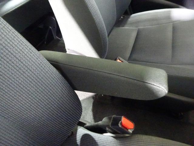 シエンタ ハイブリッドＧ　トヨタ認定中古車　一年間保証付　フルセグ　メモリーナビ　ＤＶＤ再生　バックカメラ　衝突被害軽減システム　オートマチックハイビーム　ドラレコ　スマートキー　オートエアコン　両側電動スライド　社外アルミ（24枚目）