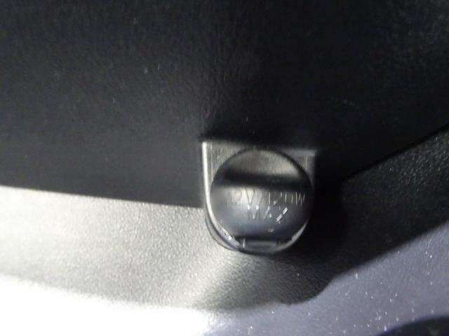 シエンタ Ｇ　フルセグ　メモリーナビ　ＤＶＤ再生　バックカメラ　衝突被害軽減システム　ＥＴＣ　ドラレコ　両側電動スライド　ウオークスルー　乗車定員７人　３列シート　アイドリングストップ（33枚目）