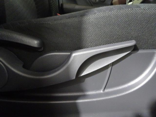 ルーミー X S 4WD フルセグ メモリーナビ DVD再生 バックカメラ 衝突被害軽減システム ETC 電動スライドドア ウオークスルー 記録簿 アイドリングストップ(23枚目)