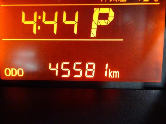 ルーミー X S 4WD フルセグ メモリーナビ DVD再生 バックカメラ 衝突被害軽減システム ETC 電動スライドドア ウオークスルー 記録簿 アイドリングストップ(28枚目)