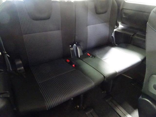 ノア Ｓｉ　フルセグ　メモリーナビ　ＤＶＤ再生　ミュージックプレイヤー接続可　バックカメラ　電動スライドドア　ＬＥＤヘッドランプ　ウオークスルー　乗車定員７人　３列シート　ワンオーナー　記録簿（12枚目）