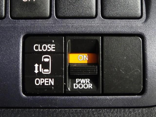 ノア Ｓｉ　フルセグ　メモリーナビ　ＤＶＤ再生　ミュージックプレイヤー接続可　バックカメラ　電動スライドドア　ＬＥＤヘッドランプ　ウオークスルー　乗車定員７人　３列シート　ワンオーナー　記録簿（30枚目）