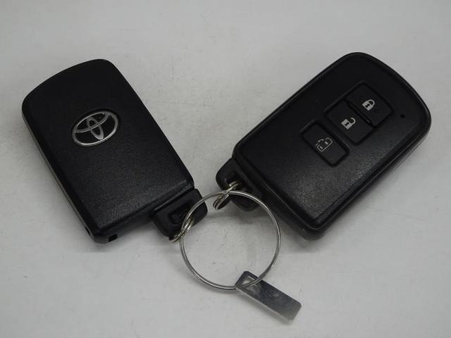 ノア Ｓｉ　フルセグ　メモリーナビ　ＤＶＤ再生　ミュージックプレイヤー接続可　バックカメラ　電動スライドドア　ＬＥＤヘッドランプ　ウオークスルー　乗車定員７人　３列シート　ワンオーナー　記録簿（39枚目）