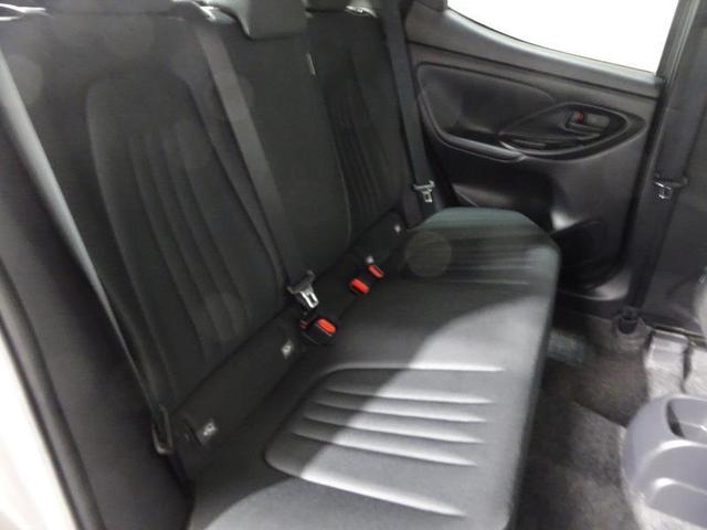 ヤリス G 4WD フルセグ メモリーナビ ミュージックプレイヤー接続可 バックカメラ 衝突被害軽減システム ETC LEDヘッドランプ ワンオーナー(12枚目)