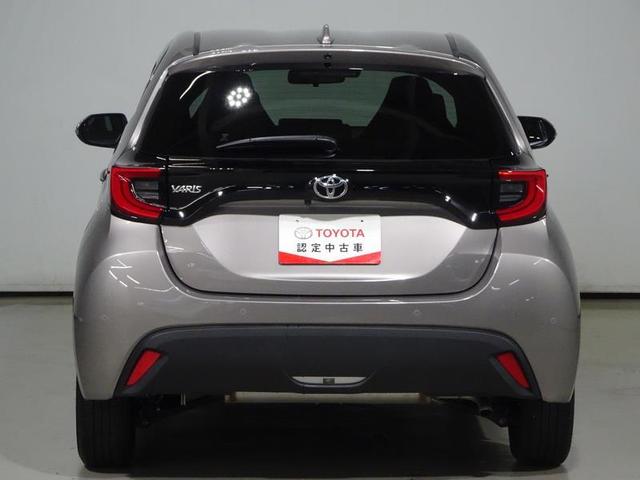 ヤリス G 4WD フルセグ メモリーナビ ミュージックプレイヤー接続可 バックカメラ 衝突被害軽減システム ETC LEDヘッドランプ ワンオーナー(18枚目)