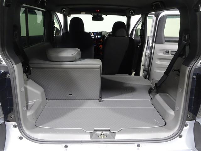 ��ȃV�[�g�͍��E�����|���Ȃ̂ŁA�����̂��镨�ȂǐF�X�ȉו����ς߂܂��B