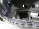 ラゲージボード下の収納スペースです。