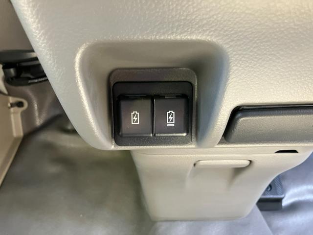 エブリイ ＰＡリミテッド　６型　４ＷＤ　衝突被害軽減ブレーキ　スズキ認定中古車　ＵＳＢ充電ソケット（14枚目）