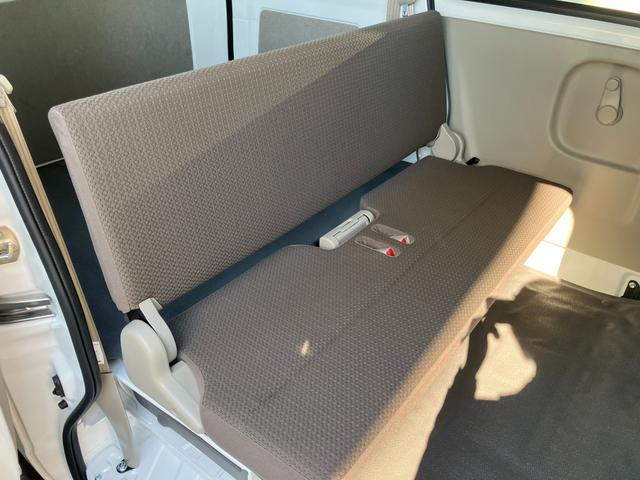 エブリイ ＰＡリミテッド　６型　４ＷＤ　衝突被害軽減ブレーキ　スズキ認定中古車　ＵＳＢ充電ソケット（15枚目）