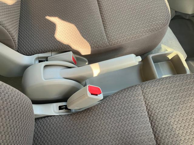 エブリイ ＰＡリミテッド　６型　４ＷＤ　衝突被害軽減ブレーキ　スズキ認定中古車　ＵＳＢ充電ソケット（34枚目）