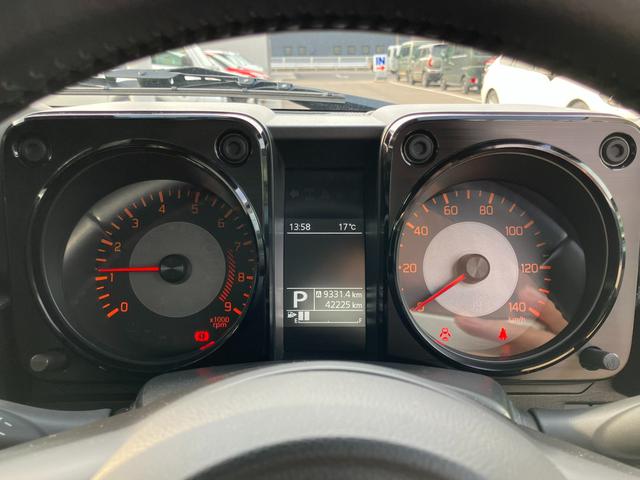 ジムニー ＸＣ　ＡＴ車　パートタイム４ＷＤ　衝突被害軽減ブレーキ　スズキ認定中古車　ＬＥＤヘッドライト　フォグランプ　プッシュスタート　オートライト（8枚目）