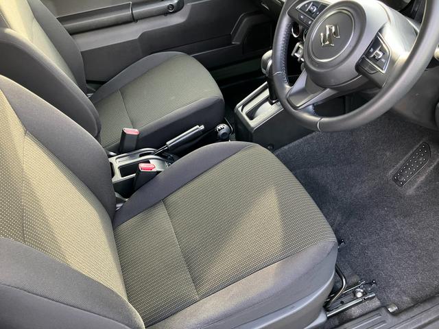 ジムニー ＸＣ　ＡＴ車　パートタイム４ＷＤ　衝突被害軽減ブレーキ　スズキ認定中古車　ＬＥＤヘッドライト　フォグランプ　プッシュスタート　オートライト（10枚目）