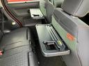ギア　ＨＹＢＲＩＤ　ＸＺ　全方位カメラナビ　当社試乗車ＵＰ　スズキ認定中古車　衝突被害軽減ブレーキ　電動パーキングブレーキ　ＵＳＢ充電ソケット　スマホ連携（ａｐｐｌｅ　ｃａｒ　ｐｌａｙ、ａｎｄｒｏｉｄ　ａｕｔｏ）　シートヒーター　ステアリングヒーター（16枚目）