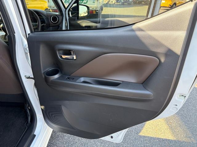 デイズ ハイウェイスター Gターボプロパイロットエディション ハーフレザーシート アラウンドビュー 9インチ純正ナビ(27枚目)