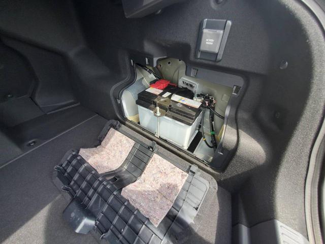 Gアドバンスド・レザーパッケージ モデリスタエアロ・4WD・デジタルインナーミラー・オプションカラー・レザーシート・ディスプレイオーディオ・パワーバックドア・ステアリングヒーター・シートヒーター・ベンチレーション・置くだけ充電(45枚目)