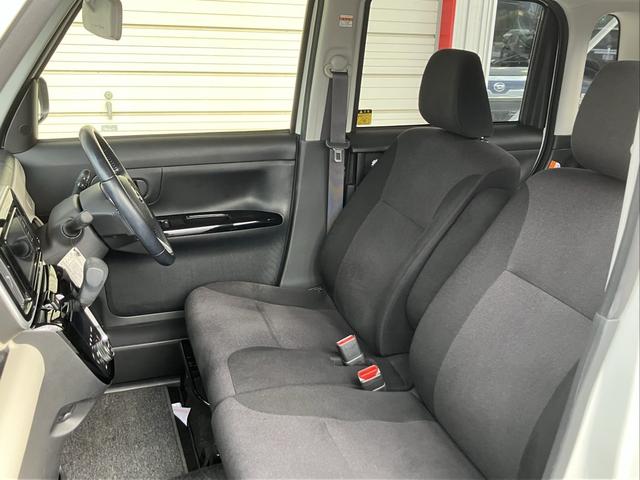 ムーヴキャンバス Ｘブラックアクセントリミテッド　ＳＡＩＩＩ　ナビ・Ｂｌｕｅｔｏｏｔｈ対応・ＤＶＤ再生・全方位モニター・両側電動スライドドア・スマートアシスト３・オートマチックハイビーム・ＥＴＣ・ブラックインテリア専用装備（9枚目）