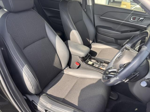 ヴェゼル ｅ：ＨＥＶ　Ｚ　１オーナー・バックカメラ・ナビ・置くだけ充電・パワーリヤゲート・アップルカープレイ・アンドロイドオート（9枚目）