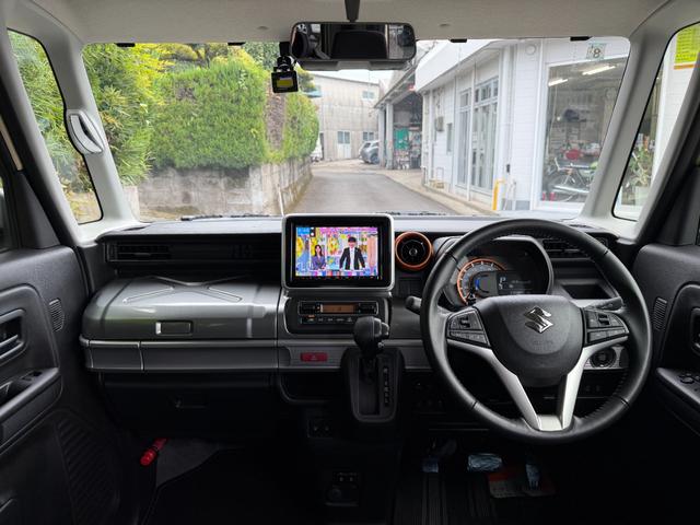 スペーシアギア ハイブリッドＸＺ　純正８型メモリーナビ　バックカメラ　両側電動スライドドア　ＬＥＤライト　１４ＡＷ（10枚目）