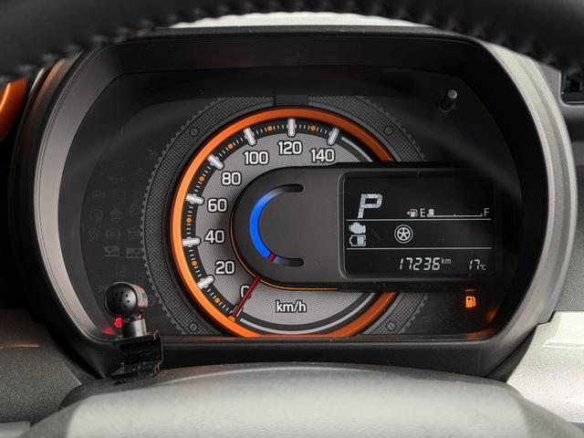 スペーシアギア ハイブリッドＸＺ　純正８型メモリーナビ　バックカメラ　両側電動スライドドア　ＬＥＤライト　１４ＡＷ（15枚目）