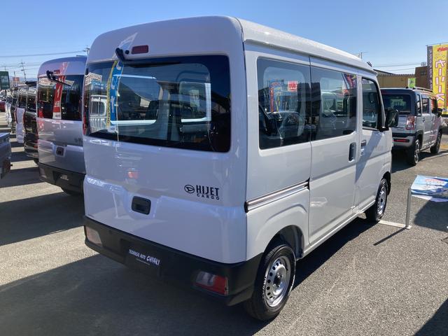 スペシャル 新車 2WD マッドフラップ ヘッドランプ自動消灯システム フロアマット 荷台マット アッパートレイ マニュアルAC PW エースフルナット31箇所 AMFM コーナーセンサー(16枚目)
