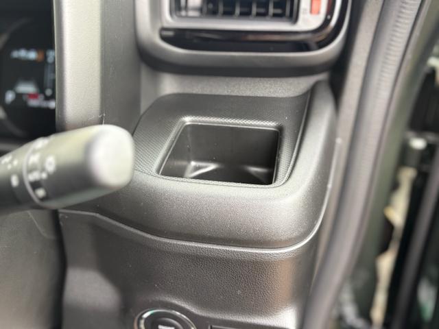 スペーシアギア ハイブリッドXZ 全方位モニター・純正9インチナビ・フルセグTV・ヘッドアップディスプレイ・ハイビームアシスト・LEDヘッドランプ・ブレーキホールド・14インチアルミホイール・ステアリングヒーター(31枚目)