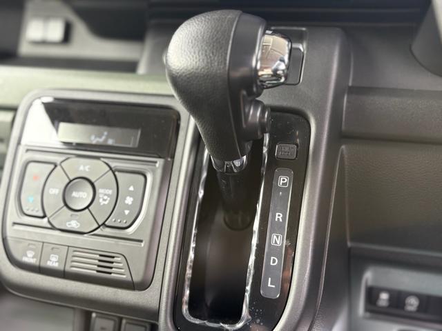 スペーシアギア ハイブリッドXZ 全方位モニター・純正9インチナビ・フルセグTV・ヘッドアップディスプレイ・ハイビームアシスト・LEDヘッドランプ・ブレーキホールド・14インチアルミホイール・ステアリングヒーター(40枚目)