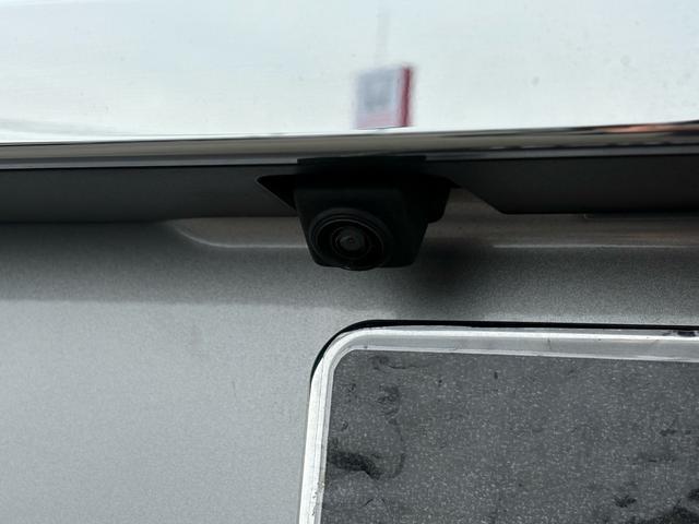 当店ではお車のことはもちろん、お支払い方法や今後のメンテナンスなどなど、お客様にご納得いただくまでお話させていただいてからご契約を結ばせていただいております。