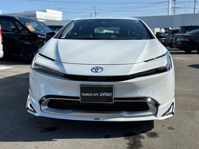 ★モデリスタエアロ（Ｆ・Ｒ）★ヘッドライトガーニッシュ（２８．６００円）★サイドドアガーニッシュ（４１．８００円）★ドアハンドルガーニッシュ（７．７００円）★プロジェクトイルミネーション（２２．０００