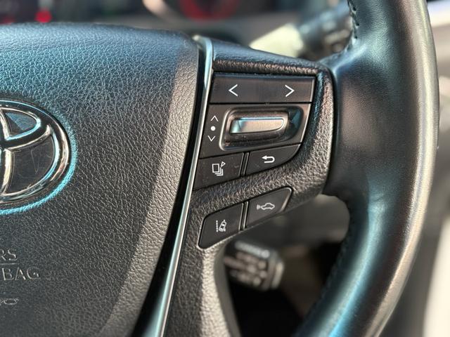 アルファード ２．５Ｓ　タイプゴールド　アダプティブハイビームシステム・３眼ＬＥＤヘッドランプ・本革巻きステアリング・両側パワースライド・トヨタセーフティセンス・パワーバックドア・バックモニター・インテリジェントクリアランスソナー（27枚目）