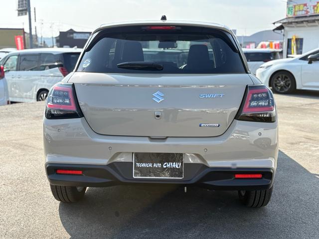 スイフト ハイブリッドＭＸ　全方位モニター付メモリーナビ・ＬＥＤヘッドライト・前席シートヒーター・アダプティブクルーズコントロール・ブラインドスポットモニター・フルオートエアコン・１６インチＡＷ（13枚目）