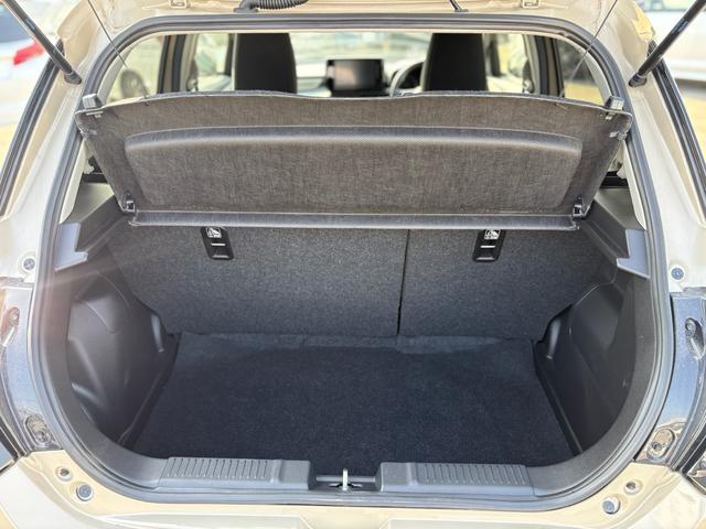 スイフト ハイブリッドＭＸ　全方位モニター付メモリーナビ・ＬＥＤヘッドライト・前席シートヒーター・アダプティブクルーズコントロール・ブラインドスポットモニター・フルオートエアコン・１６インチＡＷ（14枚目）