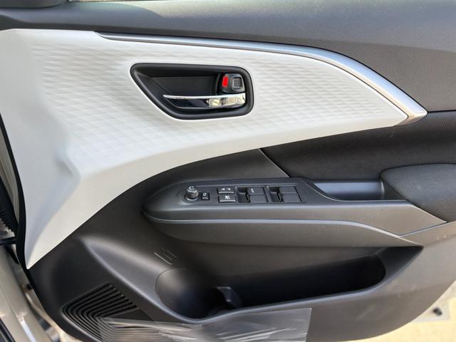 スイフト ハイブリッドＭＸ　全方位モニター付メモリーナビ・ＬＥＤヘッドライト・前席シートヒーター・アダプティブクルーズコントロール・ブラインドスポットモニター・フルオートエアコン・１６インチＡＷ（20枚目）