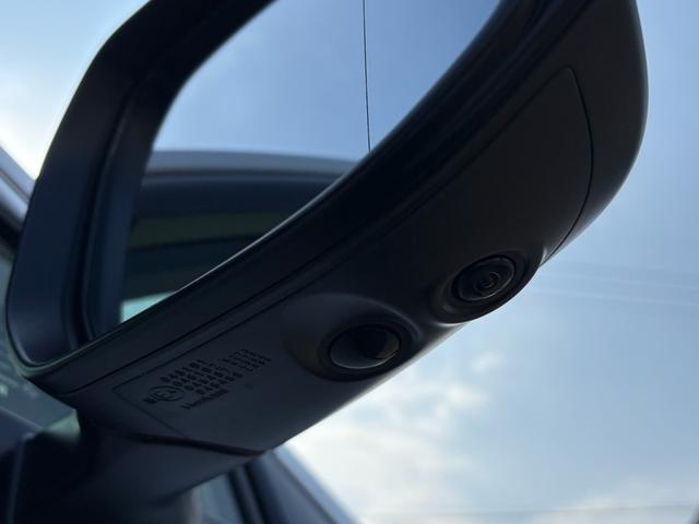 プリウス Ｇ　パノラミックビューモニター・純正１９インチアルミ・レーダークルーズコントロール・オートマチックハイビーム・アクセサリーコンセント・アップルカープレイ・アンドロイドオート・フロアマット（9枚目）
