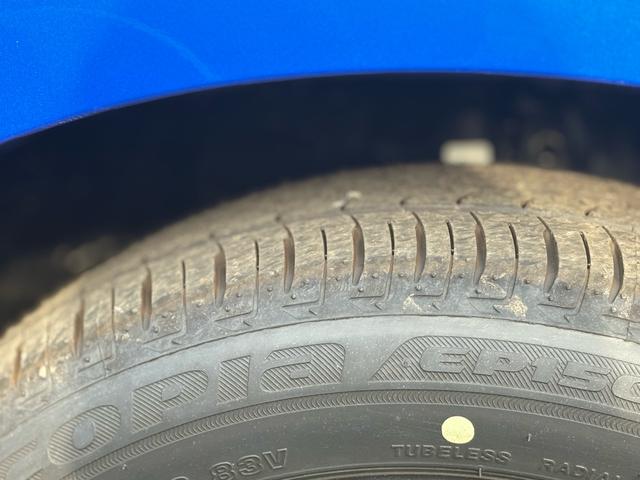 スイフト ハイブリッドMZ 全方位モニター付きメモリーナビゲーション フルセグTV CD/DVDプレーヤー LEDヘッドランプ LEDフォグランプ 16インチアルミホイール 本革巻ステアリングホイール フルオートエアコン(6枚目)