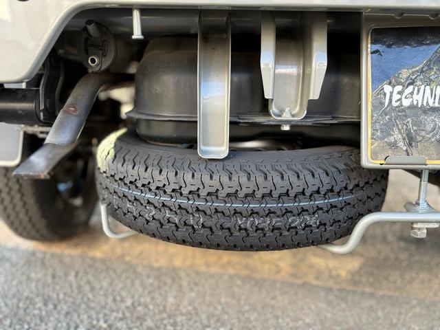 キャリイトラック ＫＣエアコン・パワステ農繁仕様　スズキセーフティサポート・デュアルカメラブレーキサポート・誤発進抑制機能・ブレーキ制御付誤発進抑制機能・リヤパーキングセンサー・ハイビームアシスト・オートライトシステム・カードケース（10枚目）