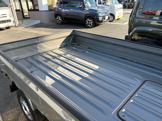 キャリイトラック ＫＣエアコン・パワステ農繁仕様　スズキセーフティサポート・デュアルカメラブレーキサポート・誤発進抑制機能・ブレーキ制御付誤発進抑制機能・リヤパーキングセンサー・ハイビームアシスト・オートライトシステム・カードケース（13枚目）