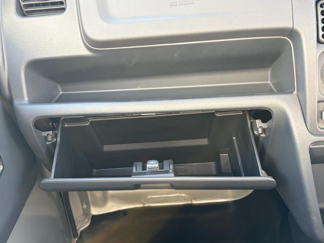 キャリイトラック ＫＣエアコン・パワステ農繁仕様　スズキセーフティサポート・デュアルカメラブレーキサポート・誤発進抑制機能・ブレーキ制御付誤発進抑制機能・リヤパーキングセンサー・ハイビームアシスト・オートライトシステム・カードケース（31枚目）