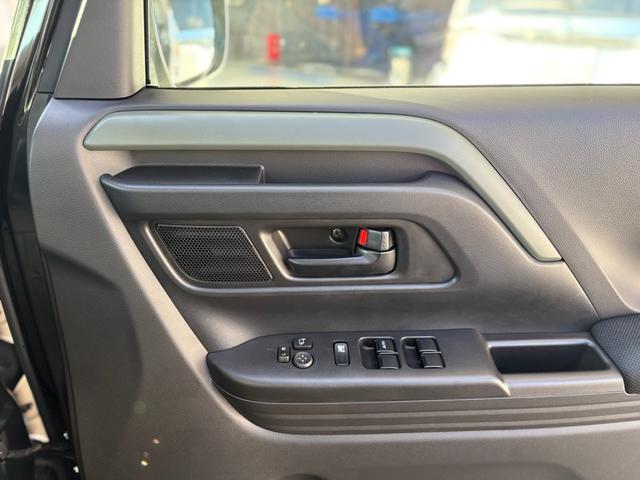 スペーシアギア ハイブリッドＸＺ　全方位モニター・純正９インチナビ・フルセグＴＶ・スマートフォン連携機能付き・デュアルカメラブレーキサポートＩＩ・両側パワースライドドア・ルーフレール（27枚目）