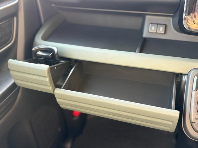 スペーシアギア ハイブリッドＸＺ　全方位モニター・純正９インチナビ・フルセグＴＶ・スマートフォン連携機能付き・デュアルカメラブレーキサポートＩＩ・両側パワースライドドア・ルーフレール（49枚目）