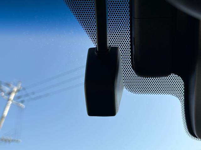 カムリ Ｇレザーパッケージ　・ブラインドスポットモニター・リヤクロストラフィックオートブレーキ・ＴＲＤエアロ（フロントスポイラー・サイドステップ・リヤアンダースポイラー・トランクスポイラー）・Ｂｉ－Ｂｅａｍ　ＬＥＤヘッドランプ（47枚目）