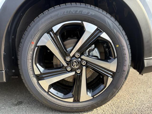 ライズ Ｚ　パノラミックビューパッケージ（９インチディスプレイオーディオ・Ａｐｐｌｅ　ＣａｒＰｌａｙ／Ａｎｄｒｏｉｄ　Ａｕｔｏ対応・フルセグＴＶ・Ｂｌｕｅｔｏｏｔｈ・ＨＤＭＩ端子）・パノラミックビュー（7枚目）