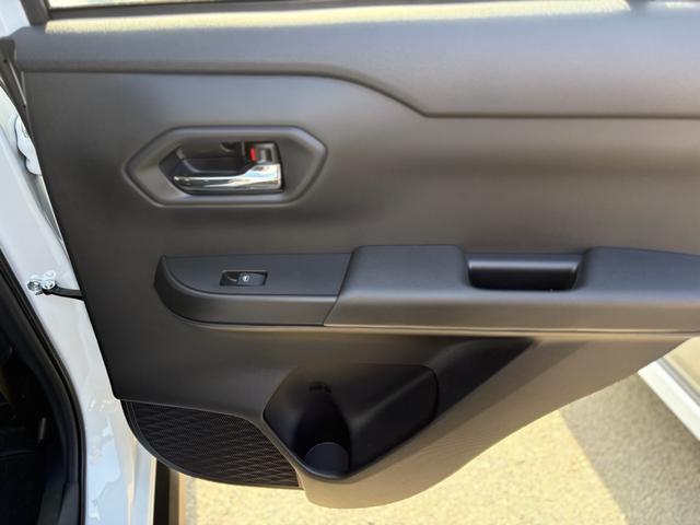 ライズ Ｚ　パノラミックビューパッケージ（９インチディスプレイオーディオ・Ａｐｐｌｅ　ＣａｒＰｌａｙ／Ａｎｄｒｏｉｄ　Ａｕｔｏ対応・フルセグＴＶ・Ｂｌｕｅｔｏｏｔｈ・ＨＤＭＩ端子）・パノラミックビュー（17枚目）